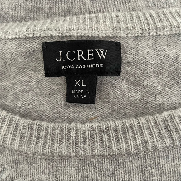 J Crew 100% cashmere men’s gray crew neck sweater 27108 - Picture 9 of 10